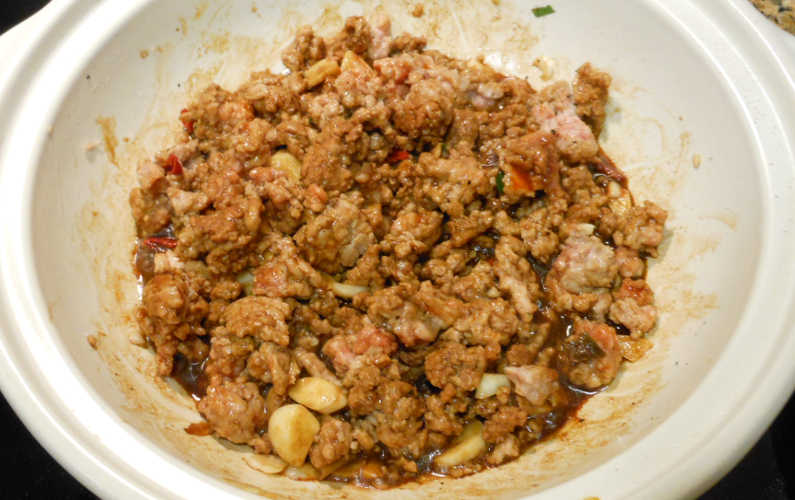Browned Sauced Pork in the Clay Pot Recipe