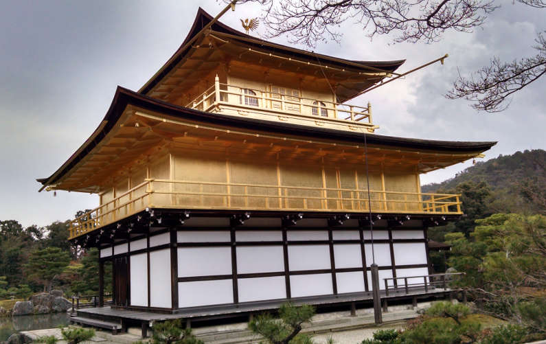 Visiting the Kyoto Golden Pavilion