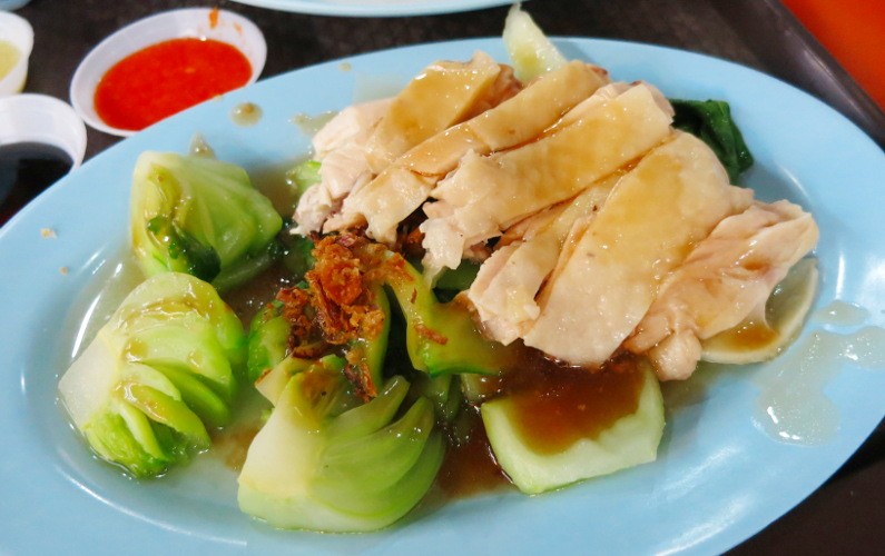 Eat Singapore Chicken Rice at Ah Tai
