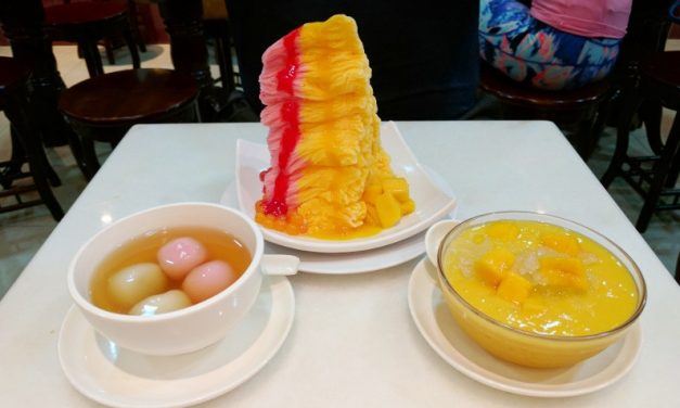 Eat Singaporean Chinese Desserts at Mei Heong Yuen