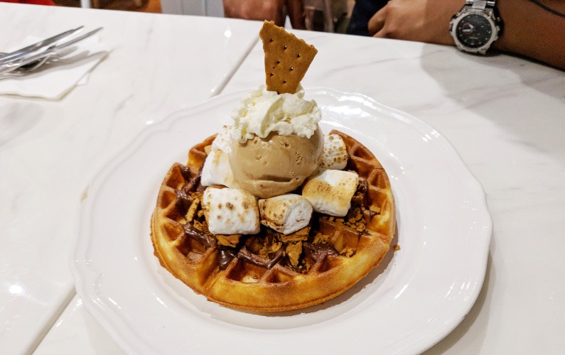 Eat Singapore Dessert at Twenty Grammes Cafe