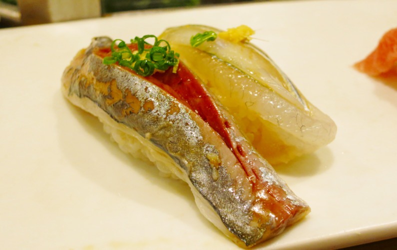 Mackerel Nigiri Tsukiji Sushi Say Honten Tokyo Japan