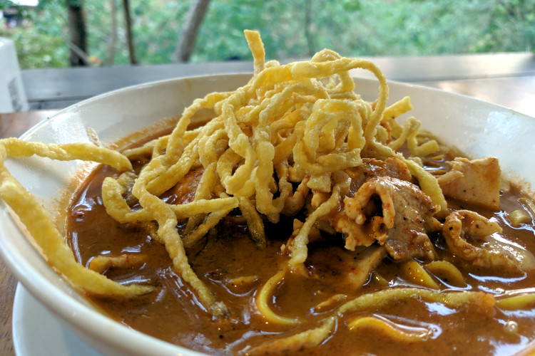 Magical Jungle Dining Experience at Phutawan Cafe